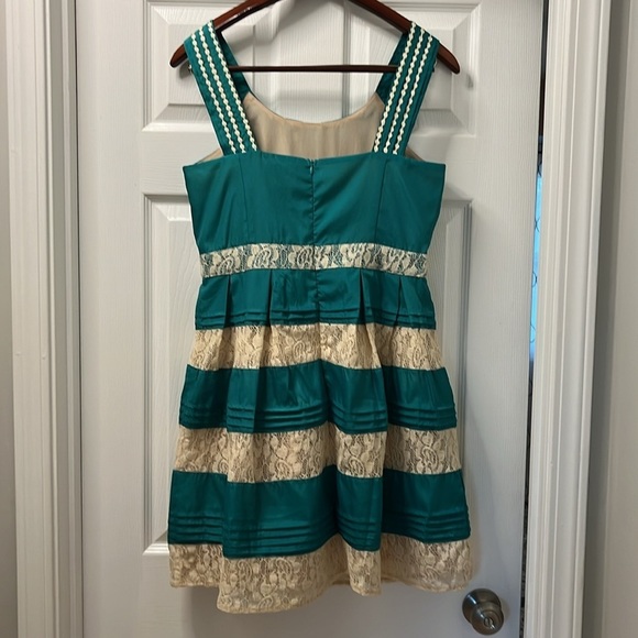 Ryu Anthropologie emerald green/ cream woman Dress size large - Picture 10 of 15